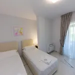 Luxury 4 Apartamento